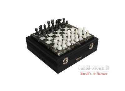CHESS PIECES MADE IN DIFFERENT MATERIALS online